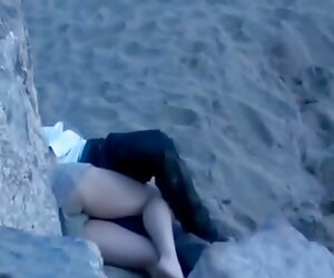 Các cặp vợ sex chọn chồng cho thấy niềm đam mê trên giường