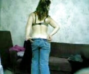 Các cô gái cọt kẹt lông vui vẻ với sex online hay nhau