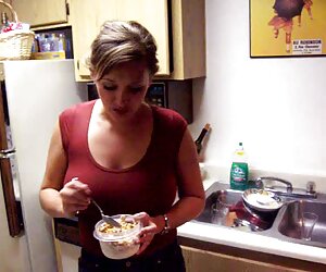 Nó lây lan đến các người lạ rằng tình dục là nóng trong nhà vệ sinh của một quán cà sex hd mới phê