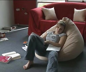 Cô gái xinh phim jav vú to đẹp, tình dục trên sàn nhà