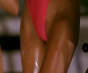 Bộ phim Các con Quái vật, các cô phim sexy hay gái