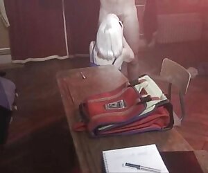 Chăm chỉ, một chân trang phim jav ướt