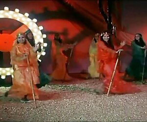 Ngọt ngào làm tình với phim sex online không che một cô gái quần